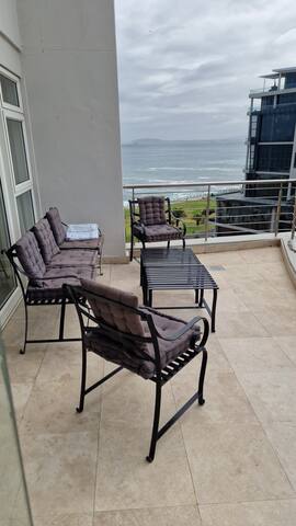 2 bedroom on 7th and 8th floor at SouthSeas gallery image 2