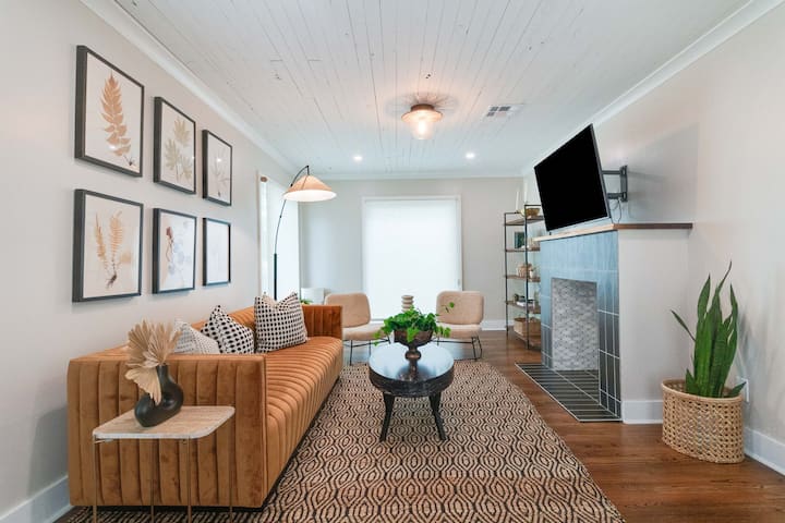 Evangeline-house. Chic. Updated. Covered-parking - Lafayette, LA