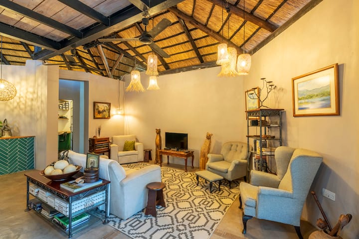 Hornbill Lodge - King Room - Zimbabwe