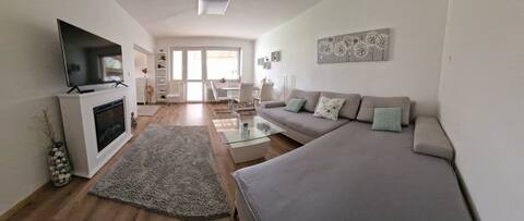 In the Garden - Stylish apartment with large terrace