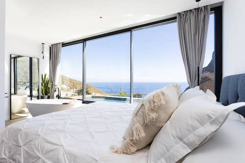 MURU, Traditional and modern luxury in Taganana