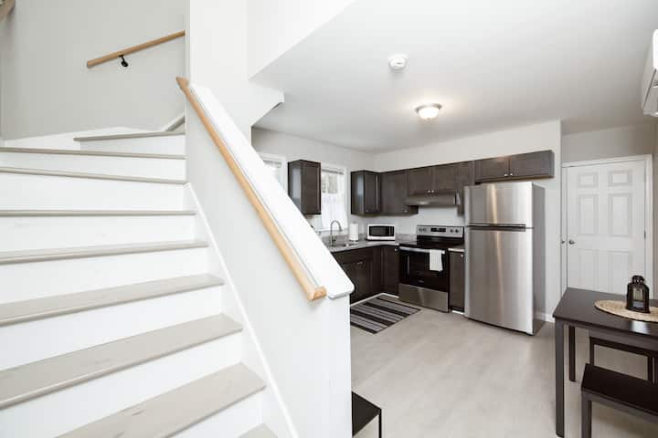 Cameron Loft 2 Story Studio With 1.5 Bath Downtown - Winchester, VA