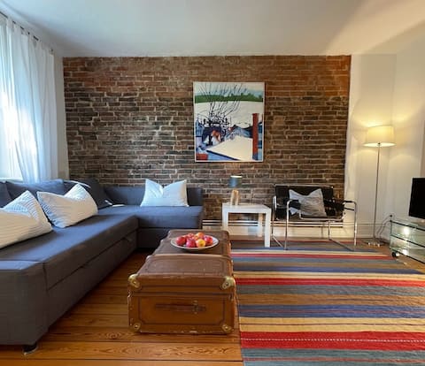 Top Airbnb: Holiday accommodation in historic captain's house in Blankenese