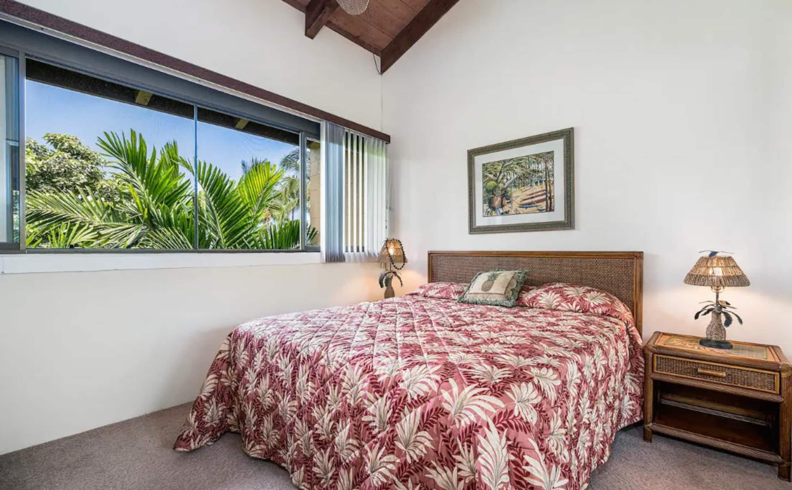 Luxury Oceanside Escape - Photo 8
