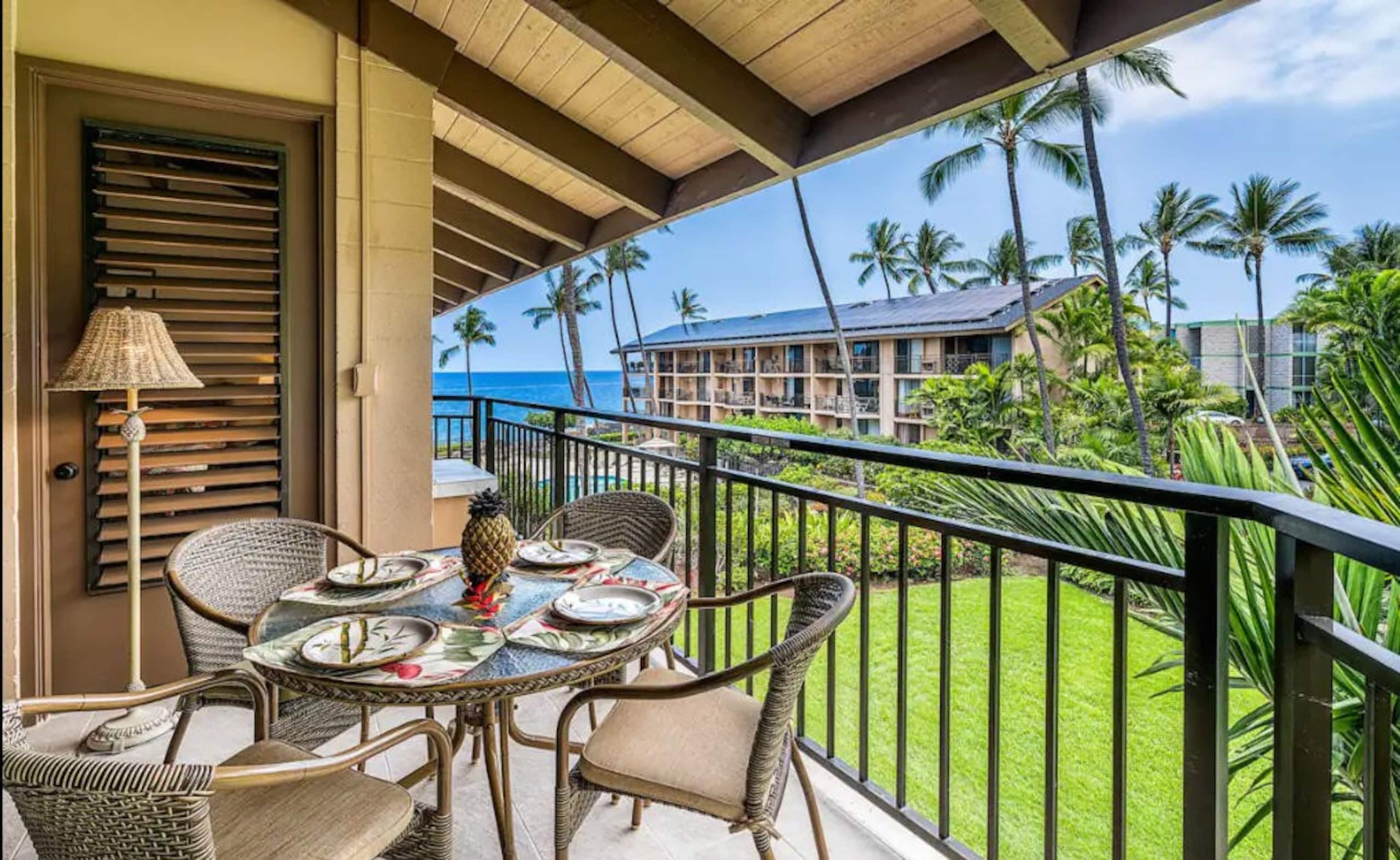 Luxury Oceanside Escape - Photo 19