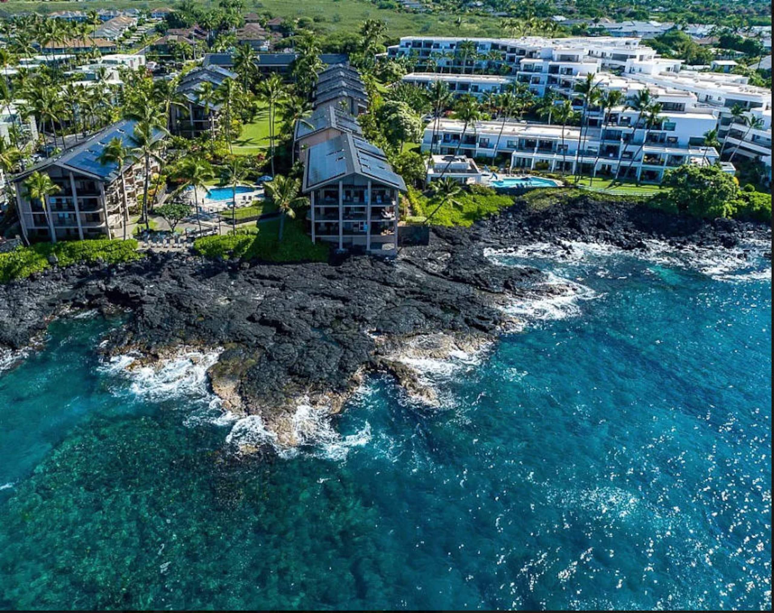 Luxury Oceanside Escape - Photo 28