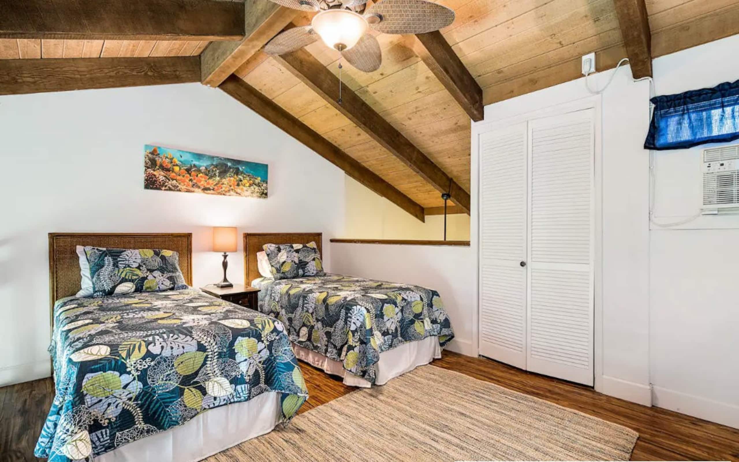 Luxury Oceanside Escape - Photo 11