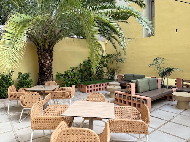 The Loft House Barcelona managed Airbnb listing 3