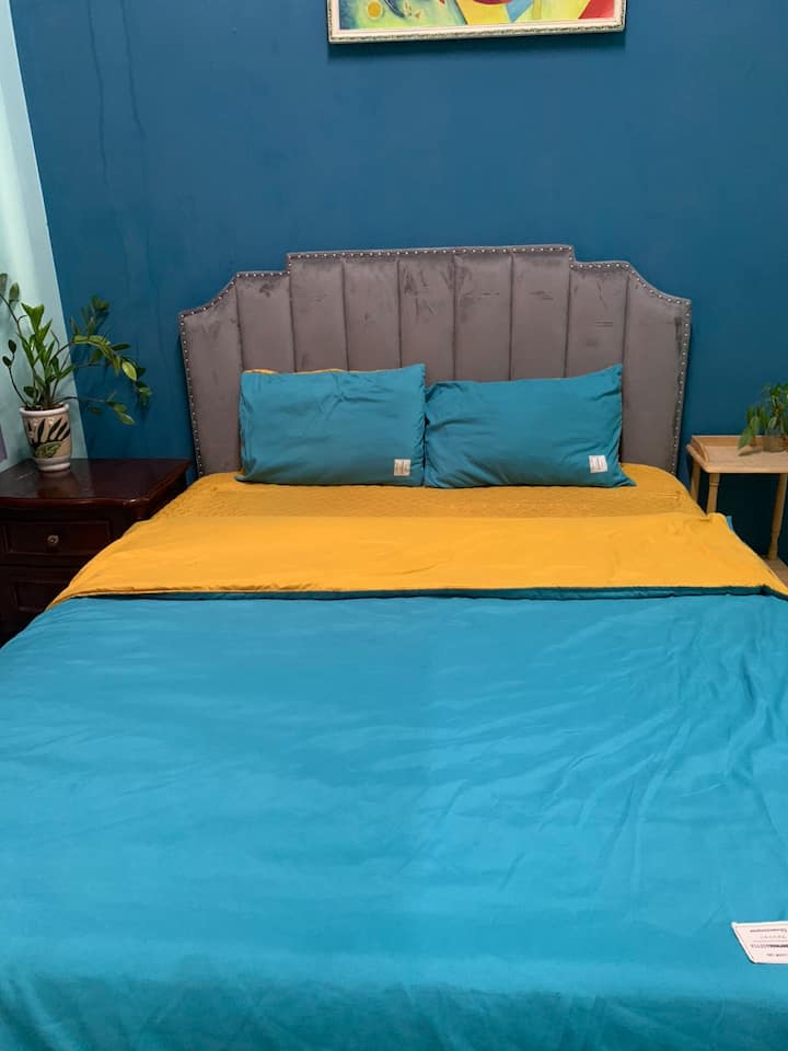 Spálňa 1 s balkónom a posteľou 1,6 x 2,0 m