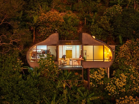 Deluxe Farm Stay with Panoramic Views