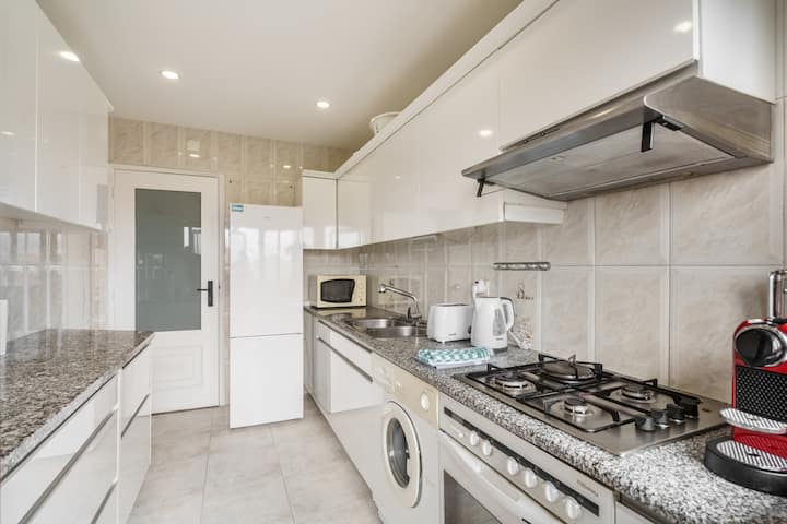 Apartamento T2 Junto à Praia C/ Terraço, Ac E Wifi - Vila do Conde