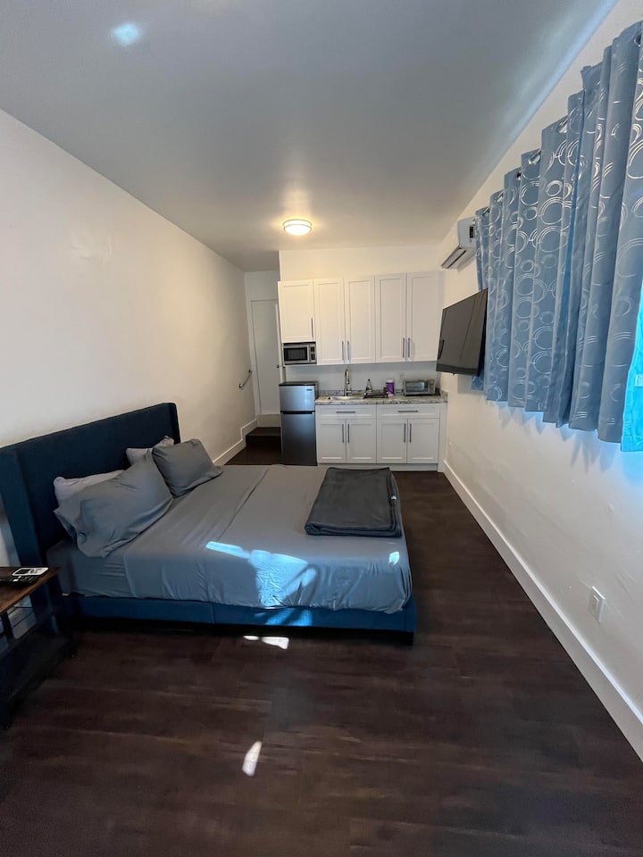 Private Guest Studio Apartment - Miami, FL