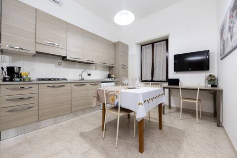 Proprietà Airbnb di successo: Diana Home a Fiumicino