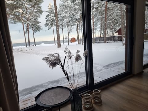 Beach House with Hot Tub & Sauna