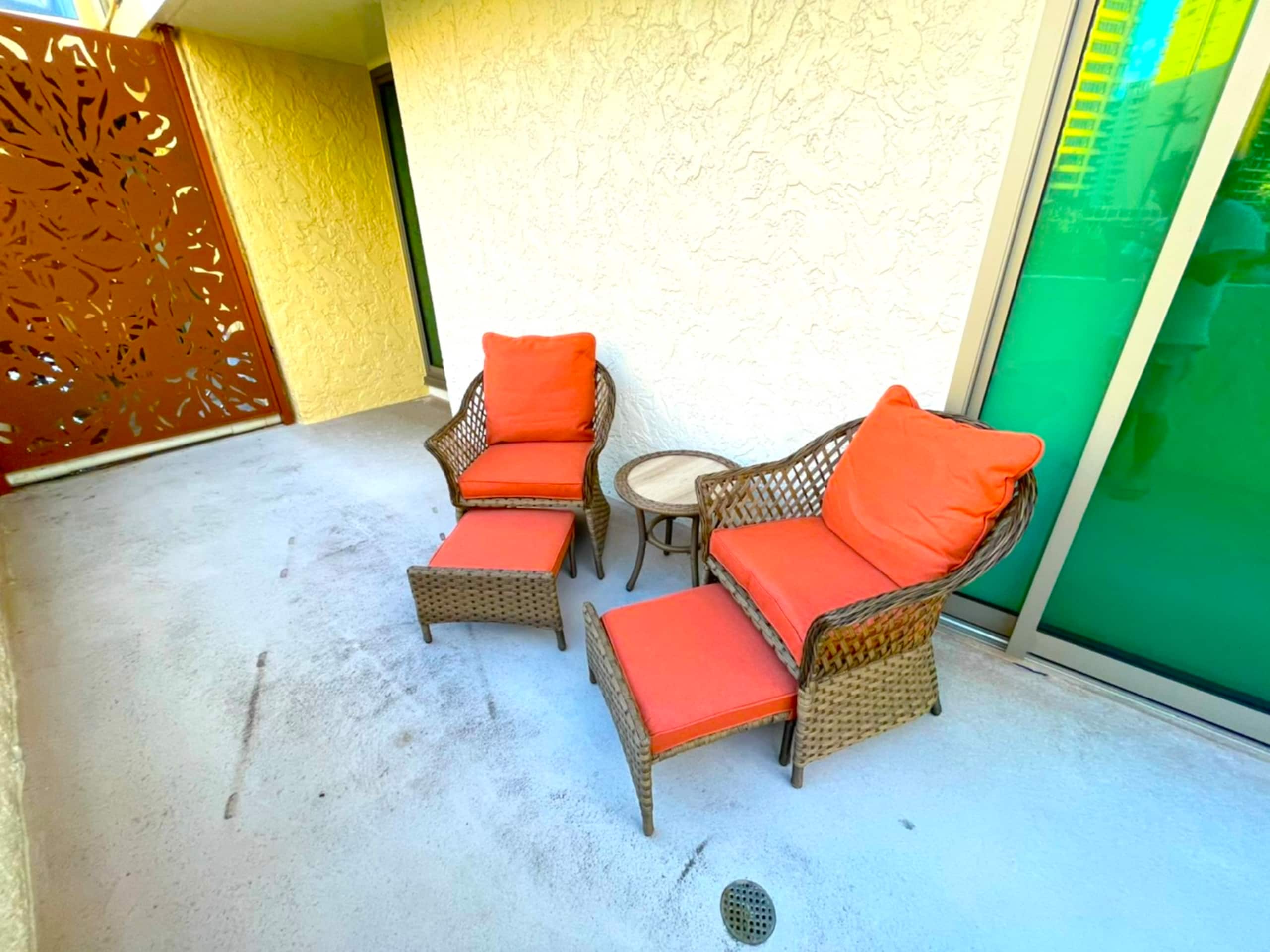 Condo in Honolulu · ★4.67 · Studio · 2 beds · 1 bath - Image 6