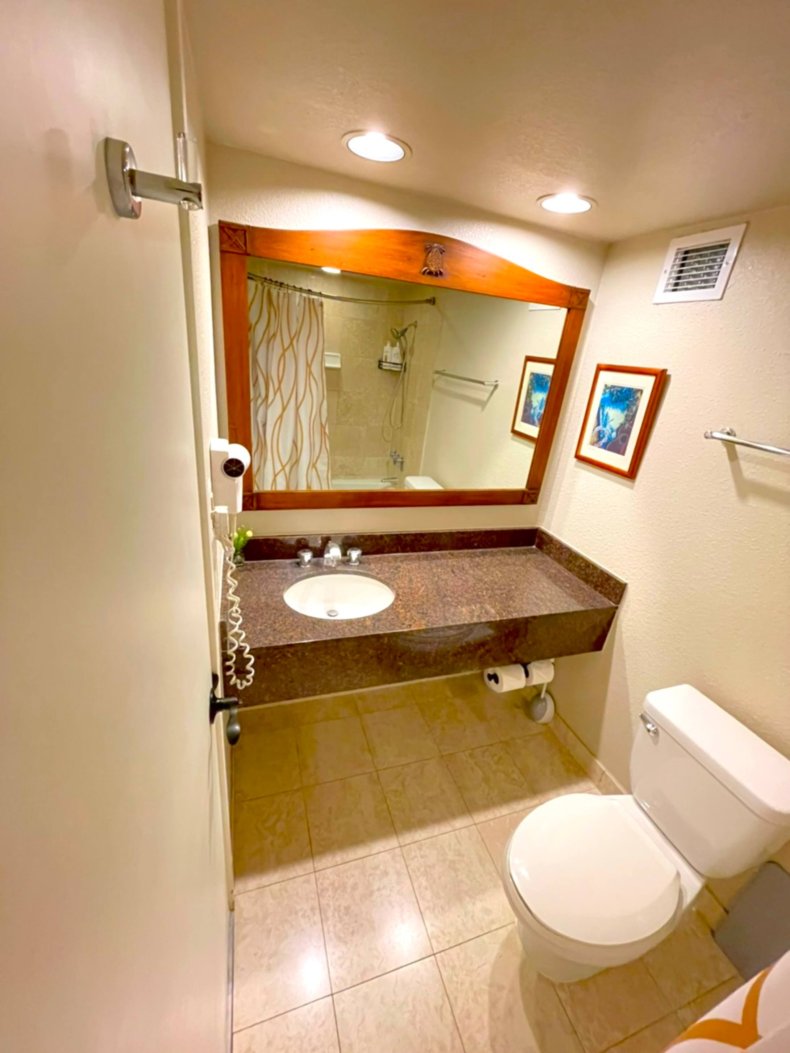 Condo in Honolulu · ★4.67 · Studio · 2 beds · 1 bath - Image 14