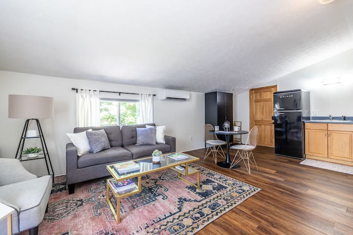 Garage Apt In East Lake Neighborhood Atlanta - Decatur, GA