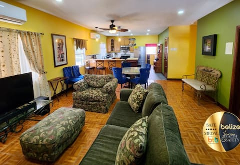 Home Away From Home Desirable Area