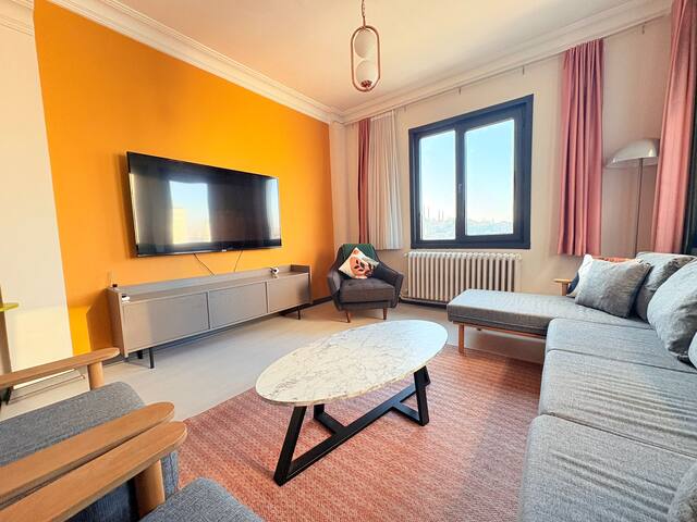 Istanbul Skyline Stay in Karaköy, 4BR, 5AC,Lift gallery image 3