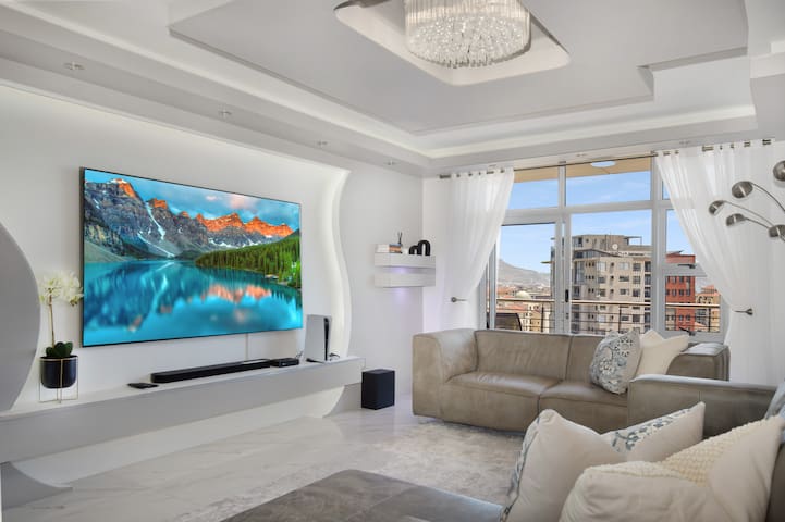 Luxury Knightsbridge Penthouse | Inverter & View