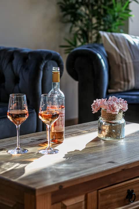 Top Airbnb: Wellness paradise with sauna and hot tub in Krakow Am See
