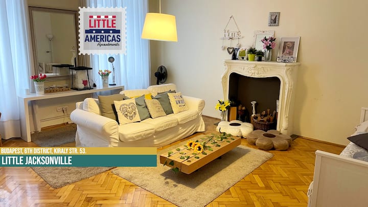 Little Americas, Jacksonville Apartment - Budapest