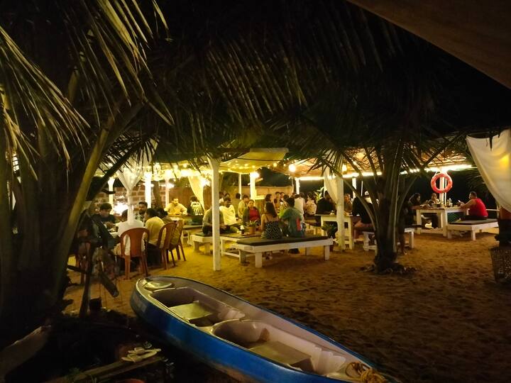 Cyan Duplex Seaview Cottage - Tune Of Ocean - Gokarna