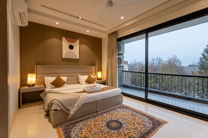 The Lodgers Gurgaon managed Airbnb listing 3