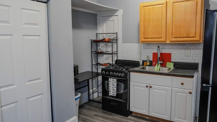Chic Hudson Studio • 12 Mins From Nyc Heart - Union City, NJ