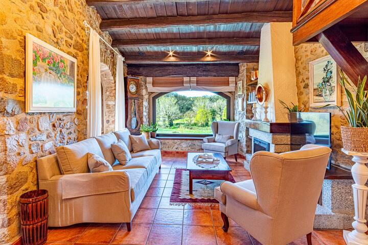 Cal Bisbe, Charming Rural Holiday House gallery image 2