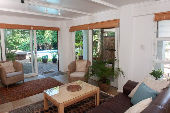 The Garden Flat gallery image 2