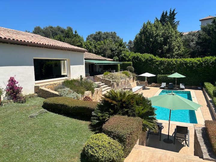 Propriété à Châteauneuf-grasse - Roquefort-les-Pins