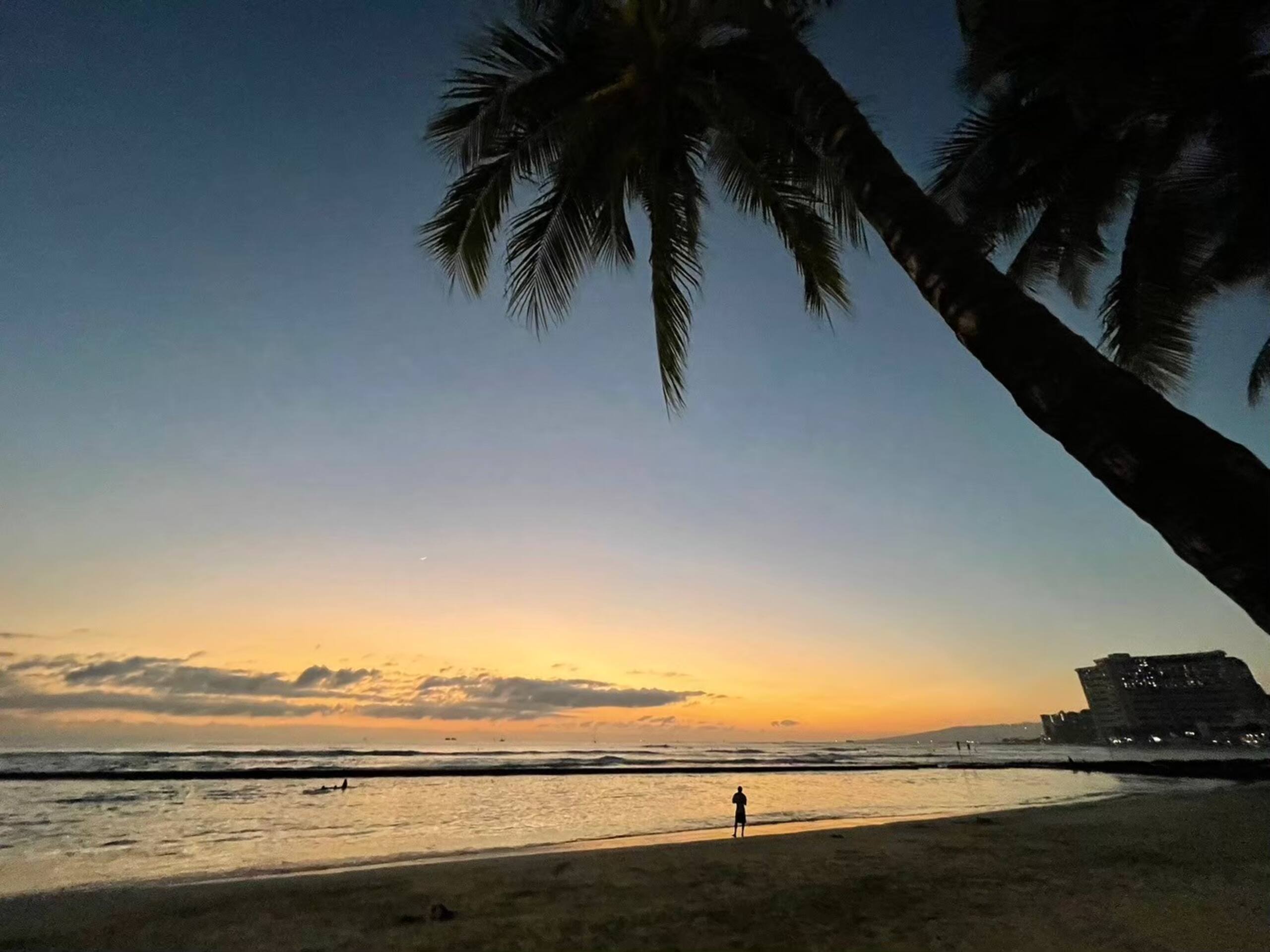 Condo in Honolulu · ★4.65 · Studio · 2 beds · 1 shared bath - Image 37