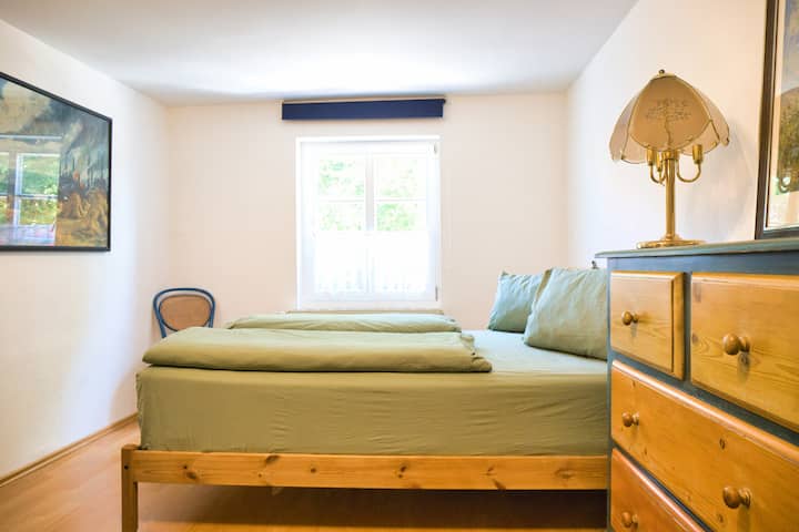 غرفة النوم 8