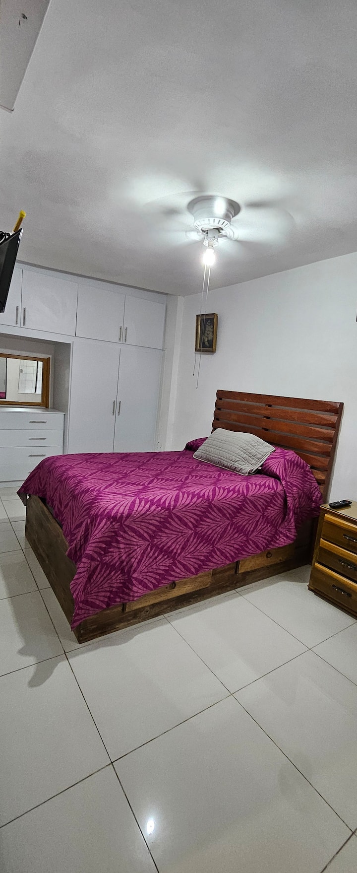 غرفة النوم 1