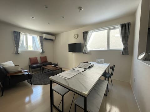 House, entire place, 3 bedrooms, convenience store/supermarket within 5 minutes on foot