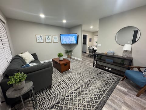 Spacious Home Close to Everything!