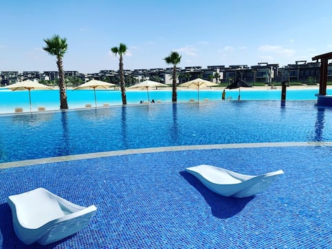 Spacious ground chalet at Swan Lake North Coast