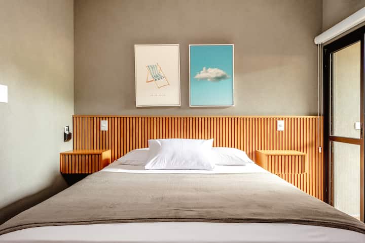 JQY Beach Flats - Pool - Carregator