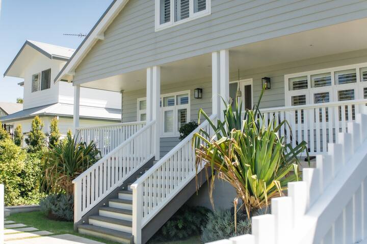 The Haven Beach House Avalon- 4 bedroom gallery image 3