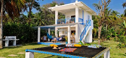 Beach House with AC Surrounded by Nature