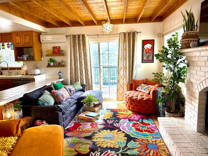 *Moroccan Mountain Magic* W/ Epic Views - San Bernardino, CA