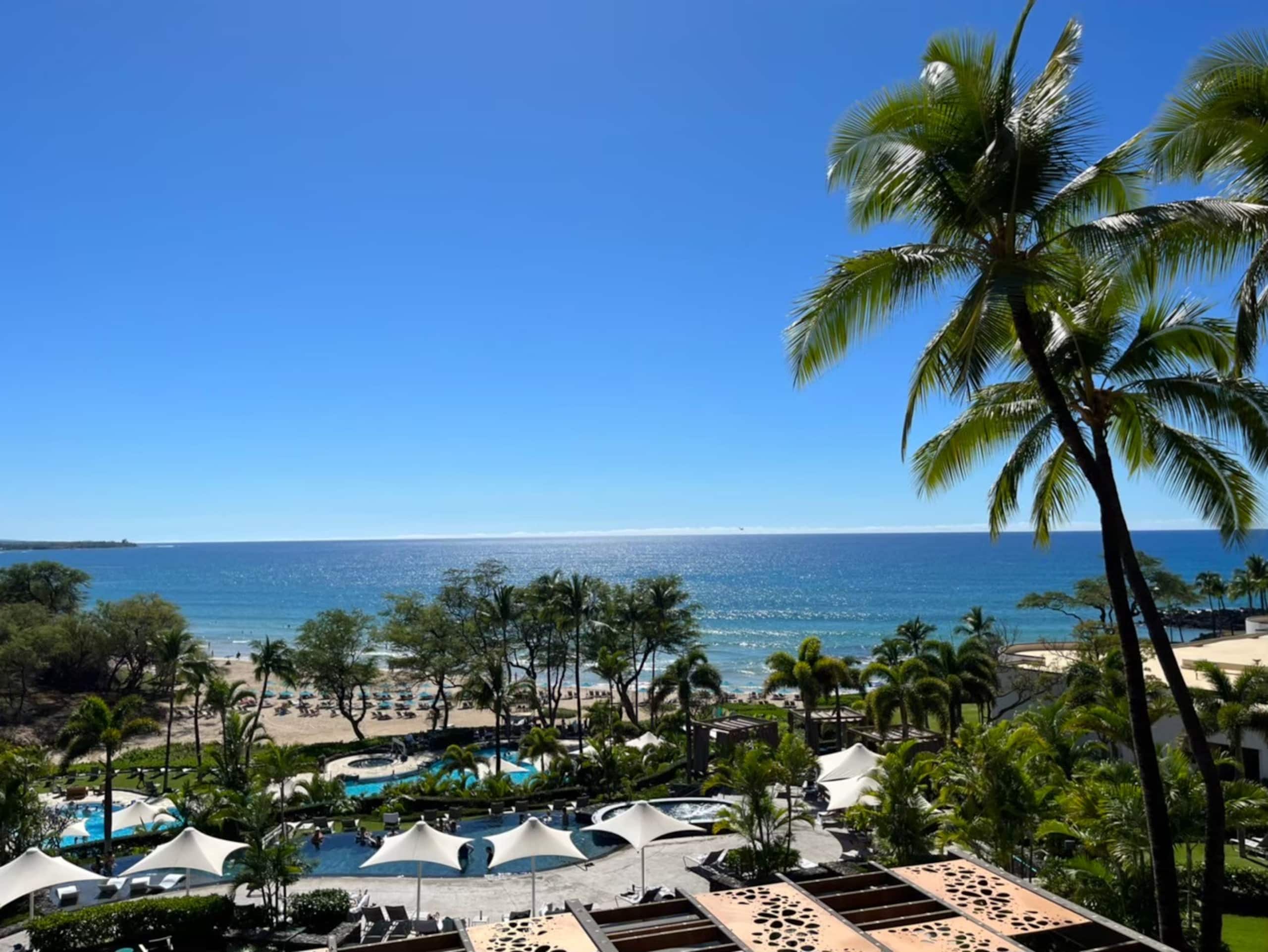 Condo in Honolulu · ★4.4 · Studio · 1 bed · 1 private bath - Image 25