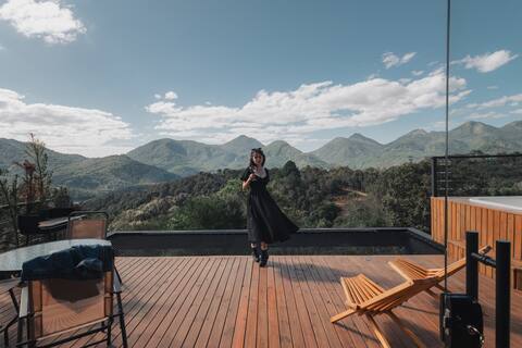 Sustainable Cabana - Mountain View