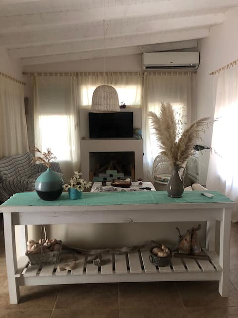 Popular Airbnb listing: Beach house in Monte Hermoso