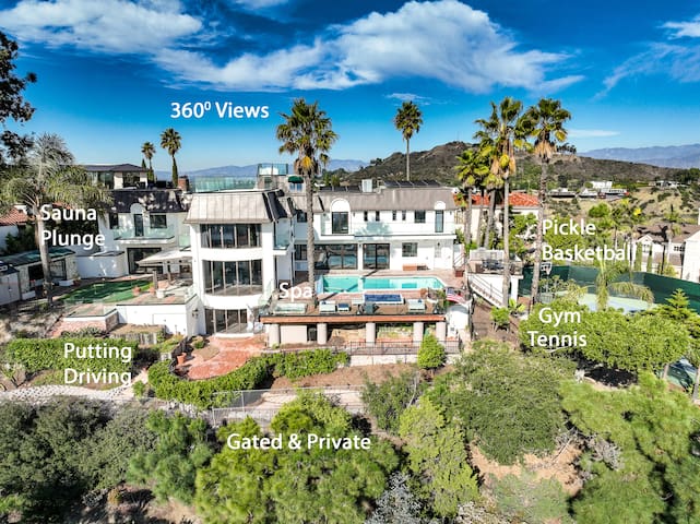 Lux View Estate, Pool Tennis Pickle Gym Sauna Spa+