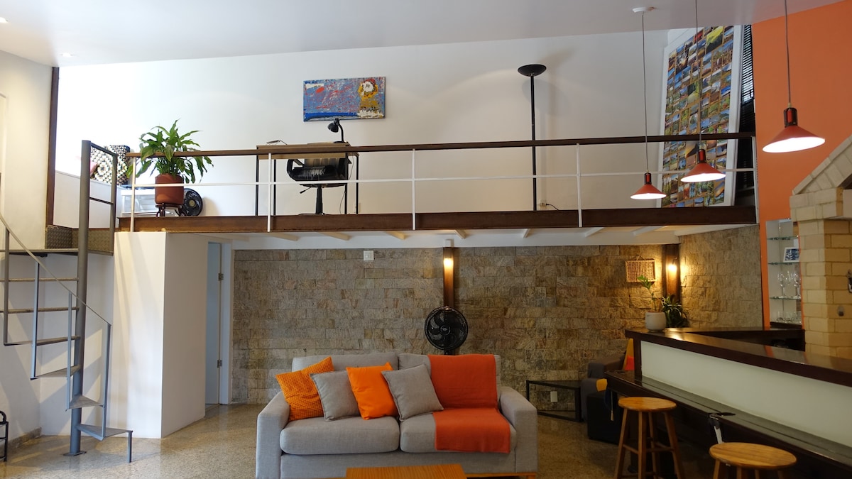 Successful Airbnb property: 100 m² Loft | Spacious and Private in Itanhangá
