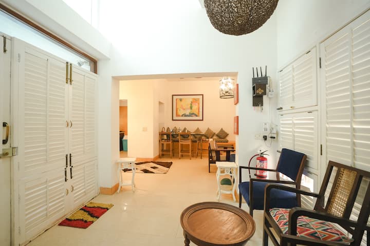 Living room image 1