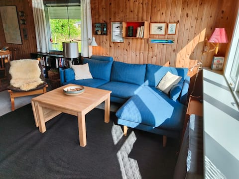 Top performing Airbnb: Relaxed holiday by the fjord - with fenced garden in Region Midtjylland