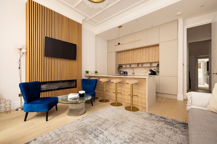 London Lovers – Newly Refurbished 2 BR in Chelsea